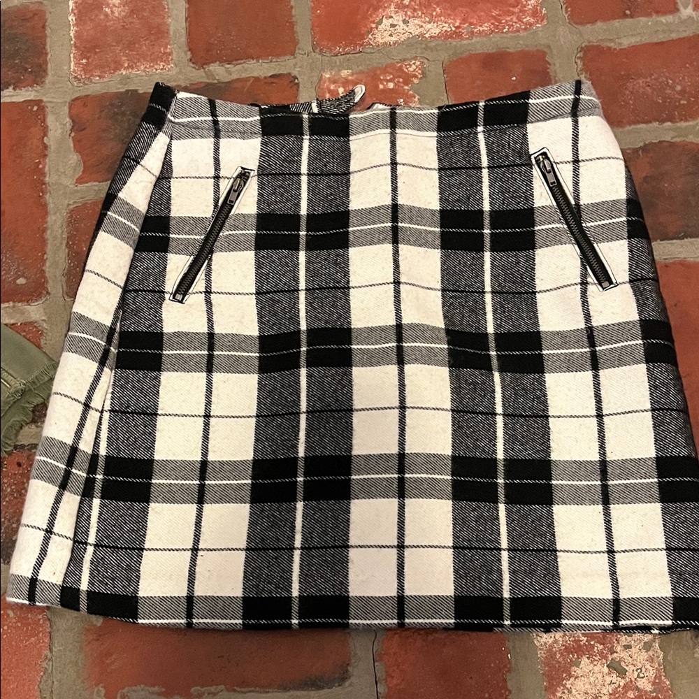 Women’s plaid skirt